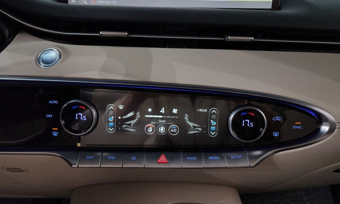 Genesis GV70 2024