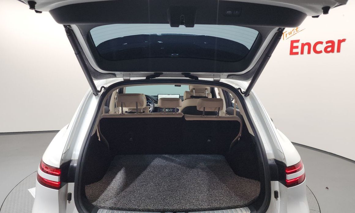 Genesis GV70 2024