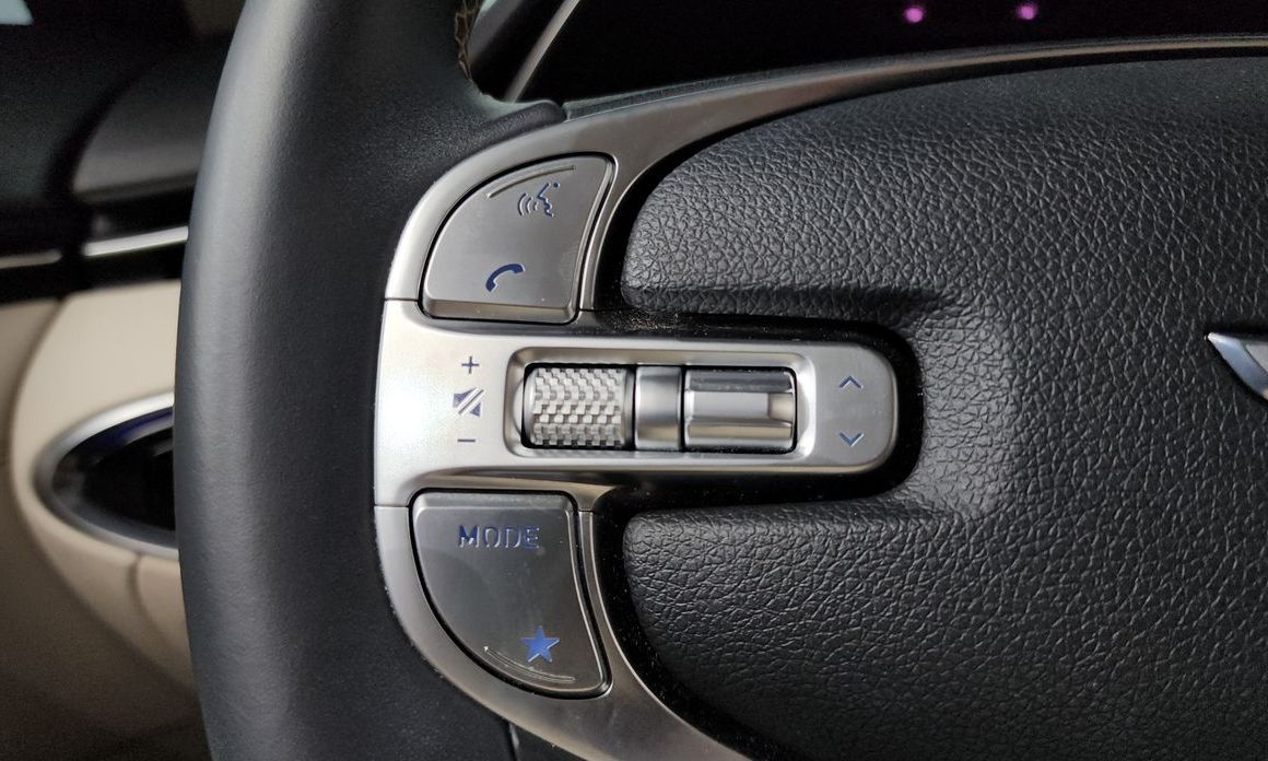 Genesis GV70 2024