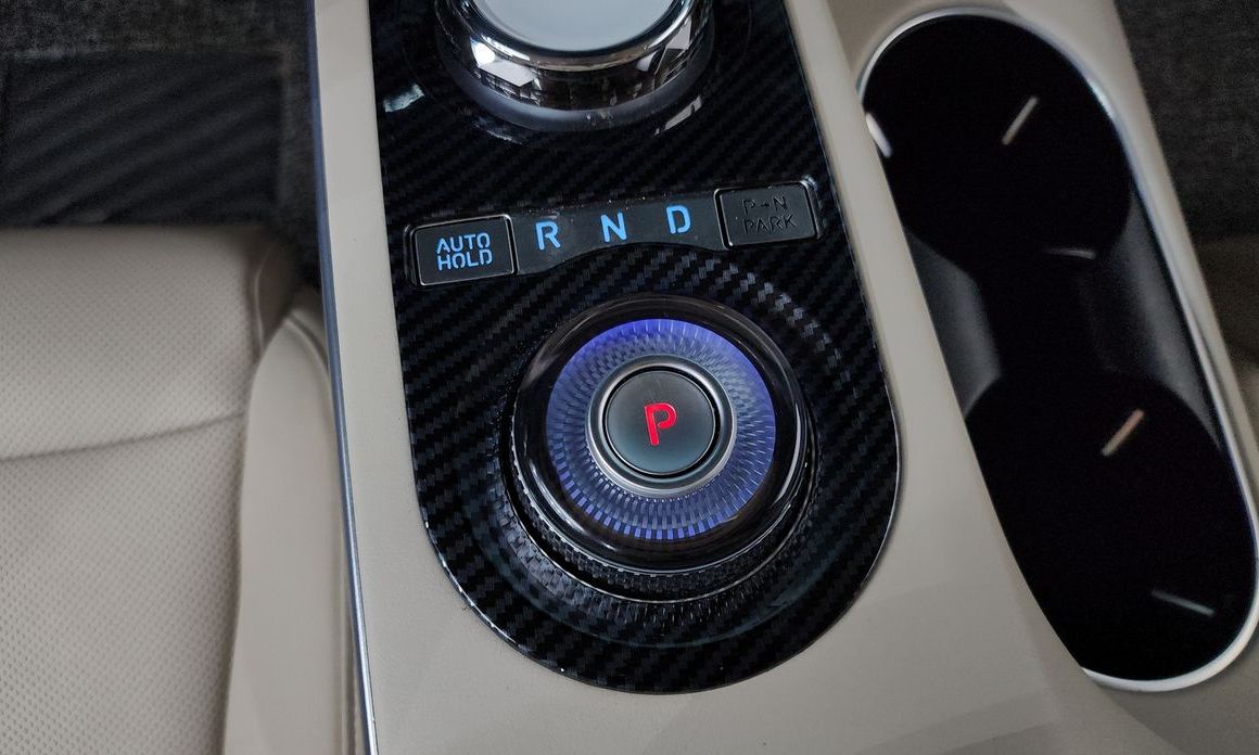 Genesis GV70 2024
