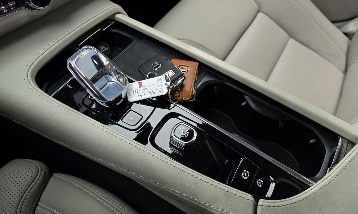 Volvo S90 2023