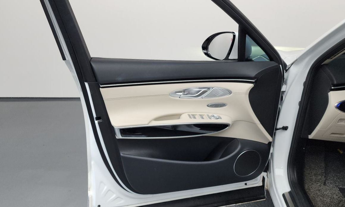 Genesis GV70 2024
