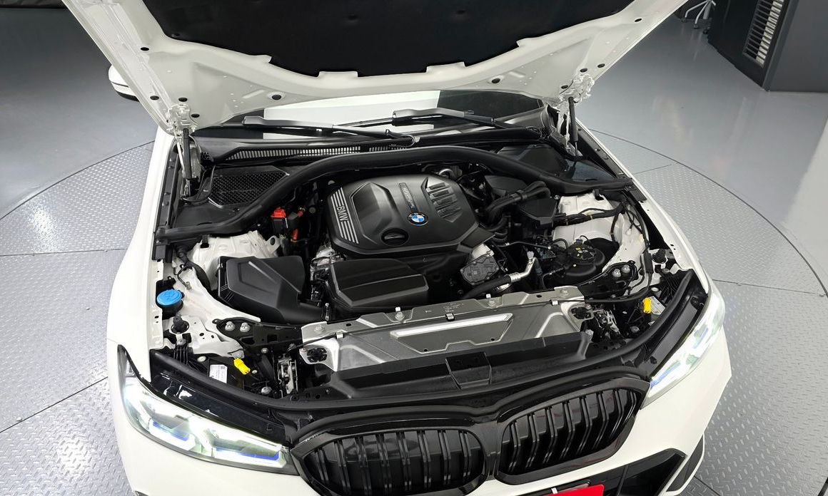 BMW 3-Series 2025