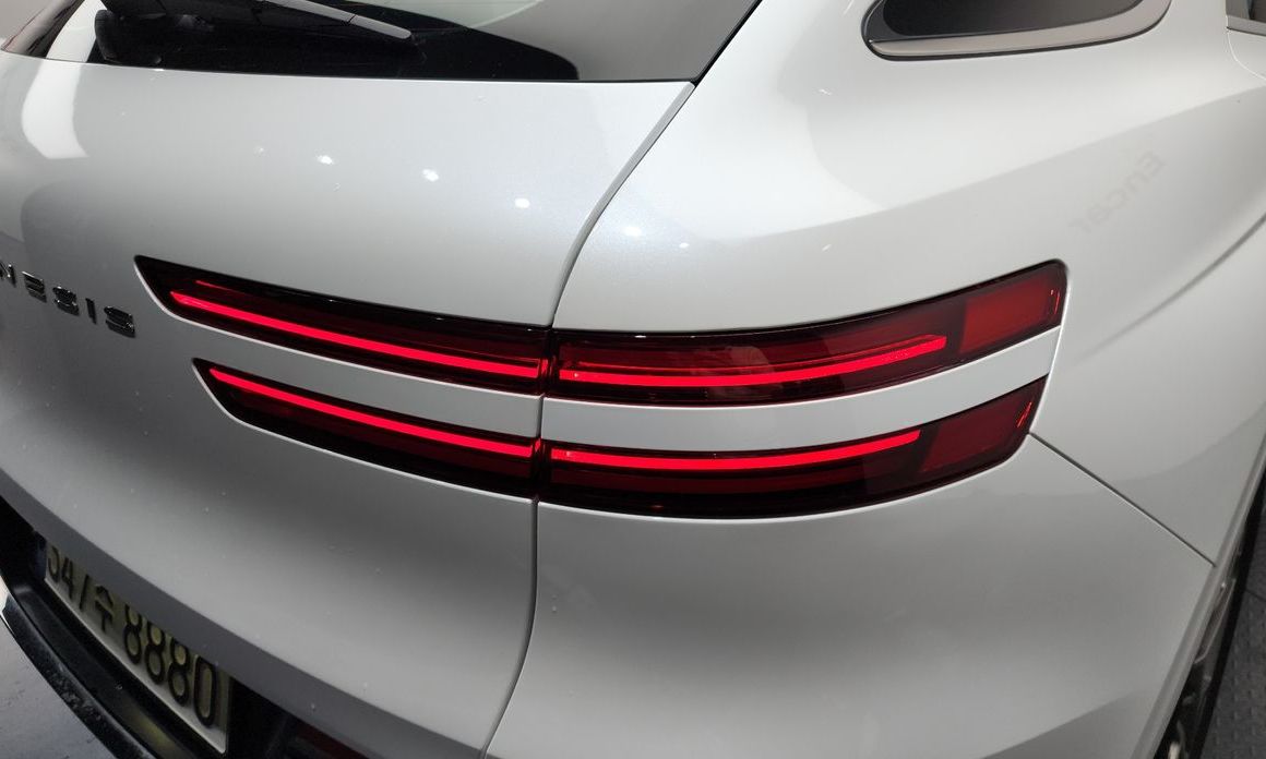 Genesis GV70 2024