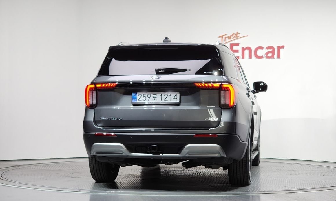 Ford Explorer 2025