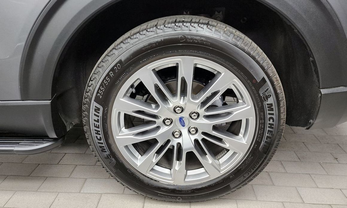Ford Explorer 2025