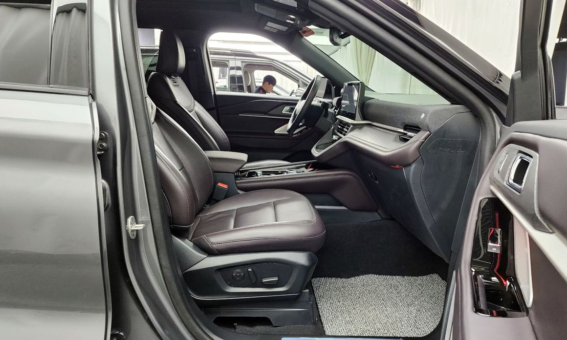 Ford Explorer 2025