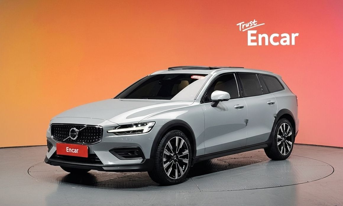 Volvo V60 2024