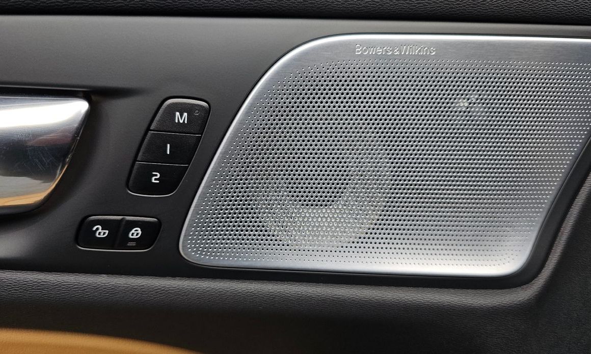 Volvo V60 2024