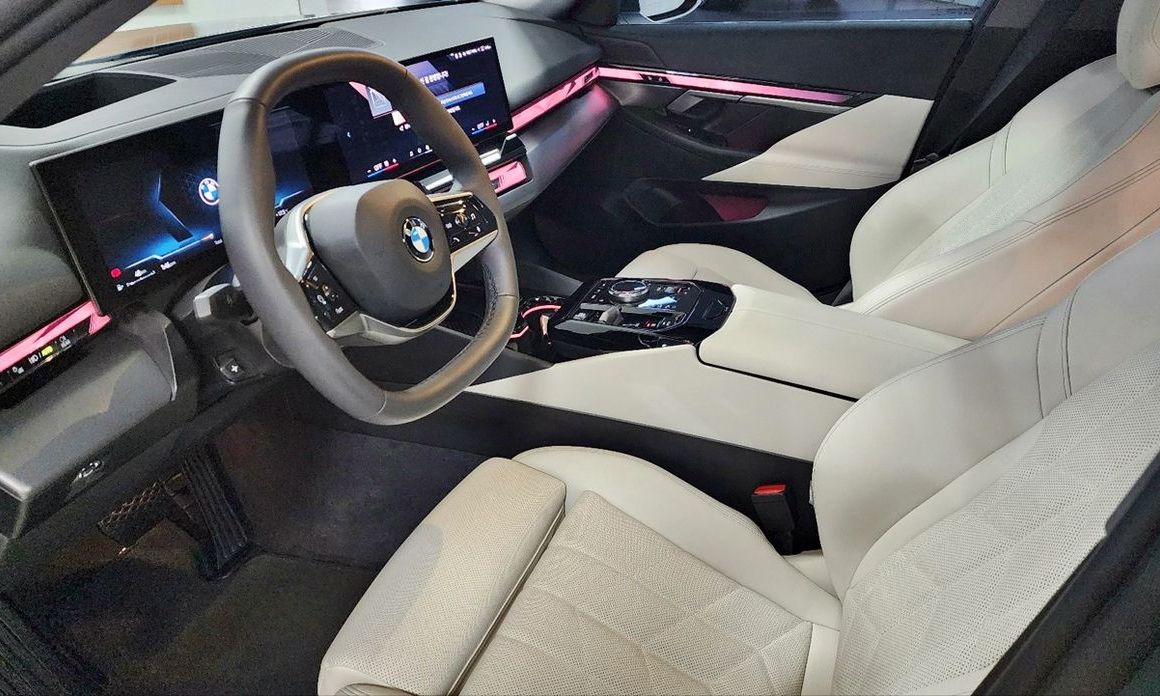 BMW 5-Series 2025