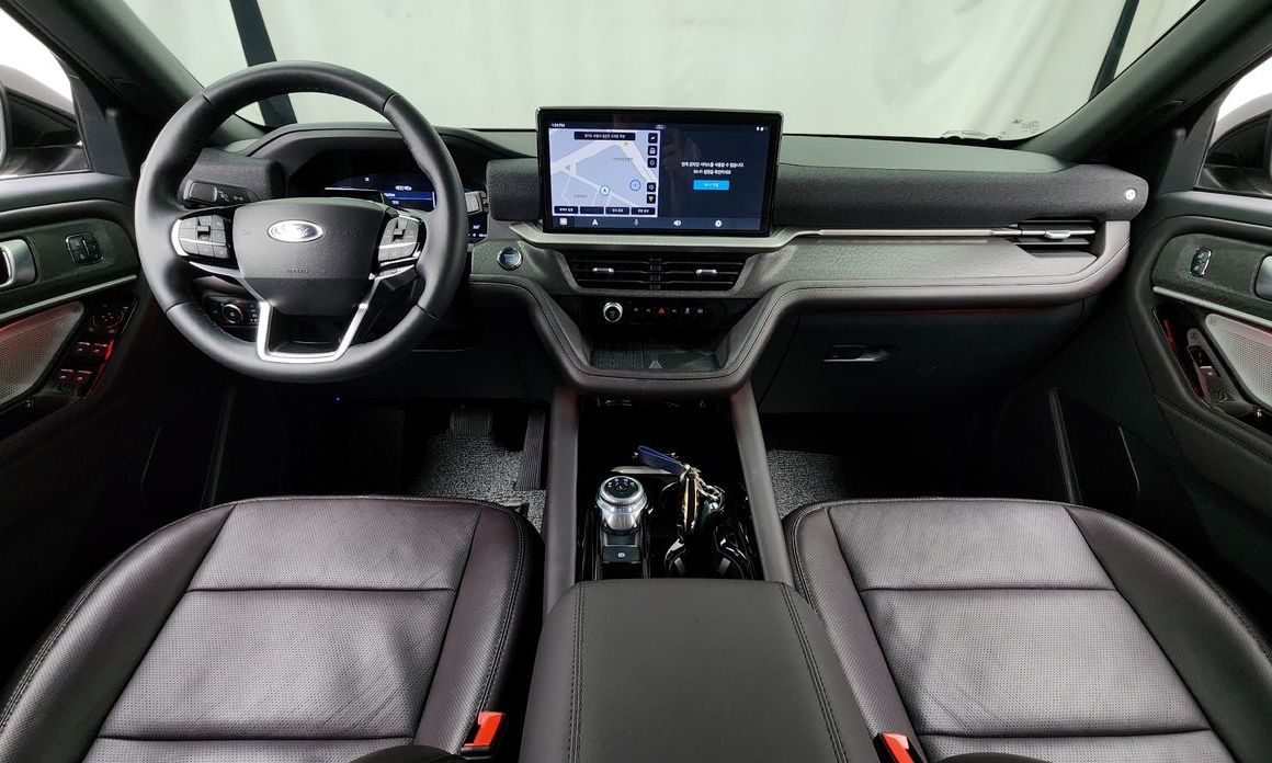 Ford Explorer 2025