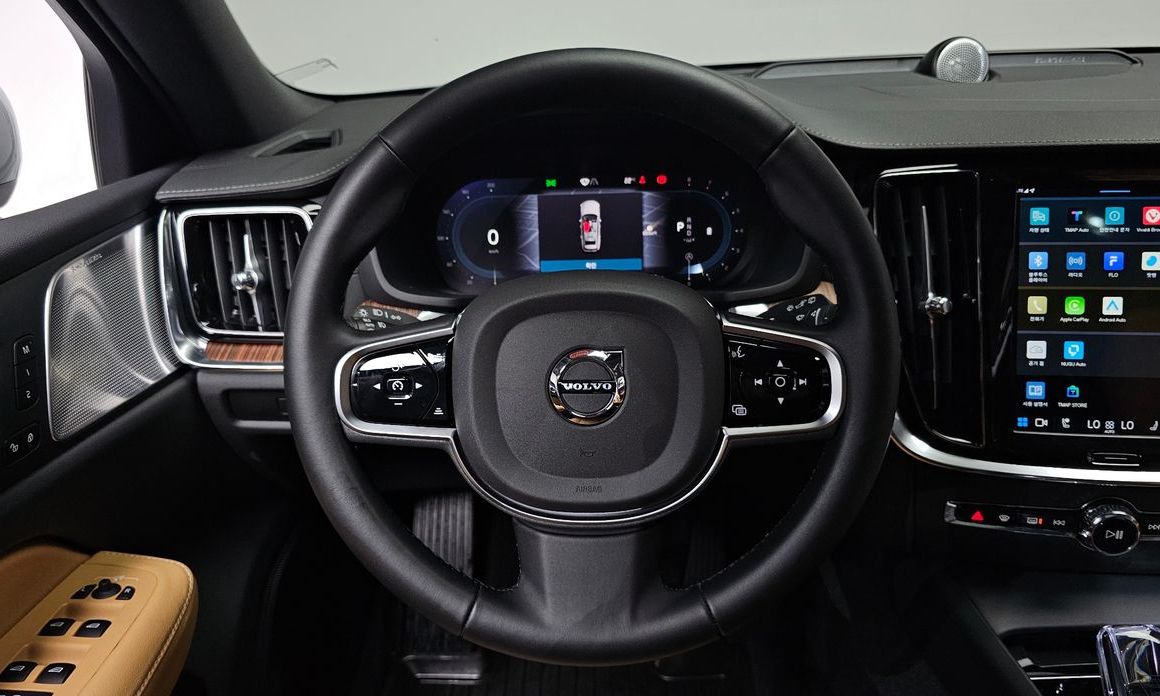 Volvo V60 2024