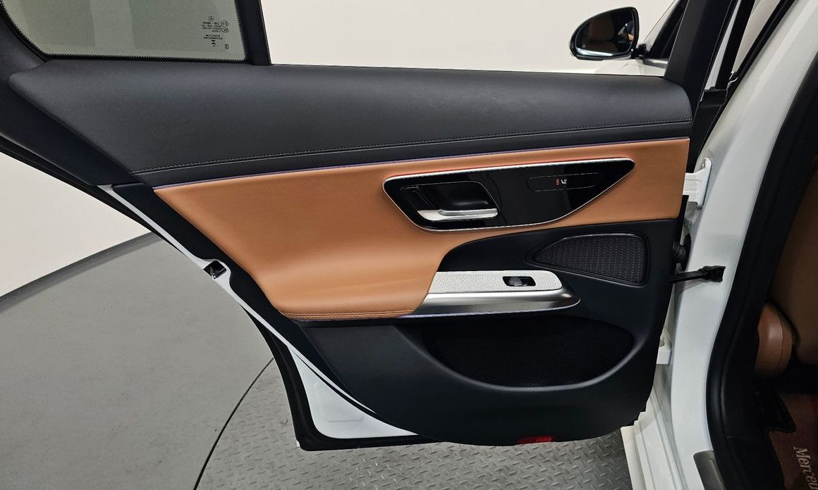 Mercedes-Benz E-Class 2024