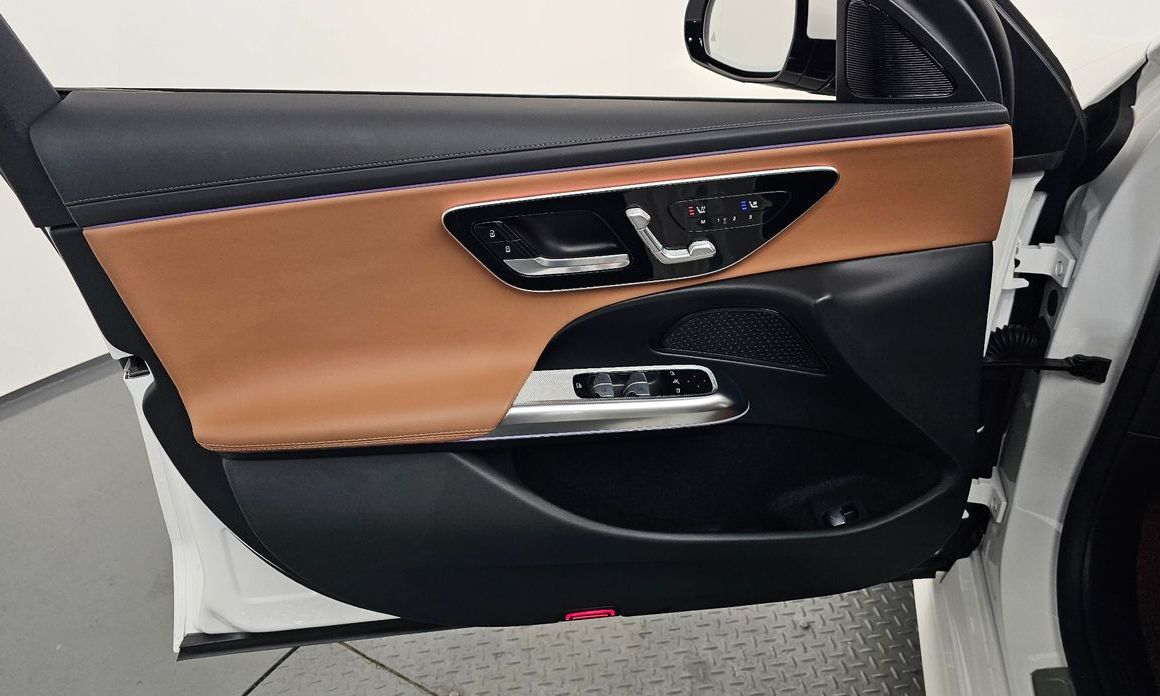 Mercedes-Benz E-Class 2024