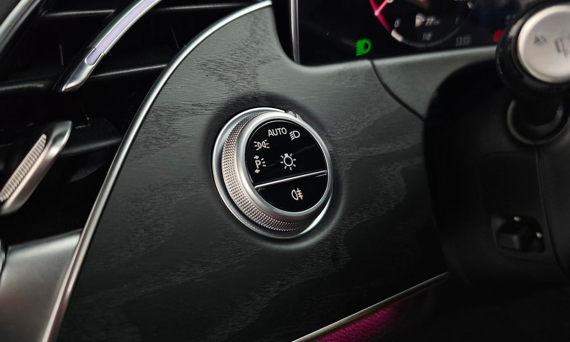 Mercedes-Benz E-Class 2024