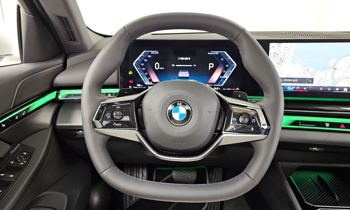BMW 5-Series 2025