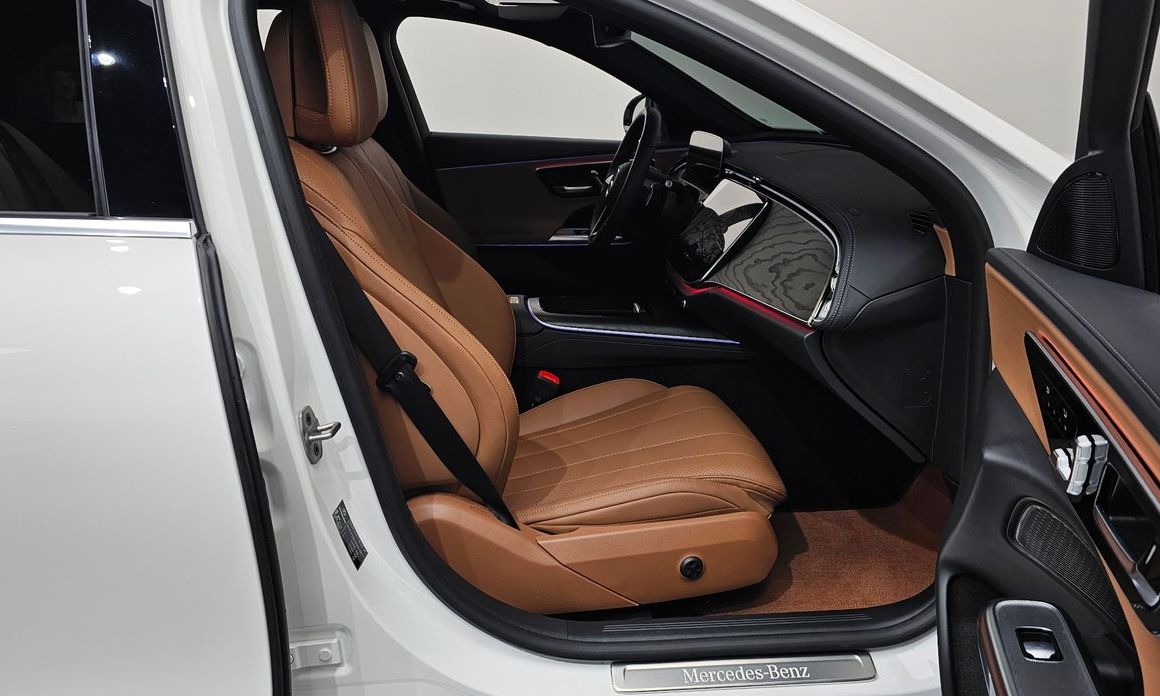 Mercedes-Benz E-Class 2024