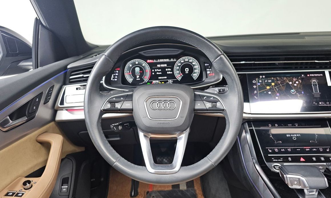 Audi Q8 2021