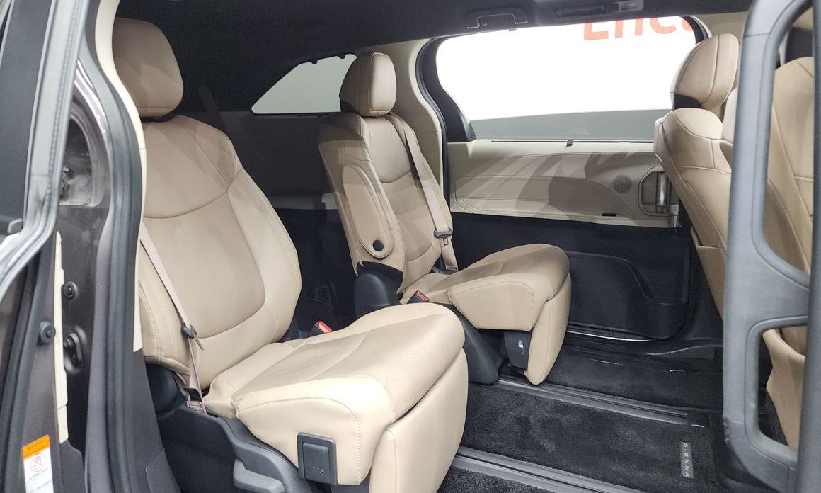Toyota Sienna 2023