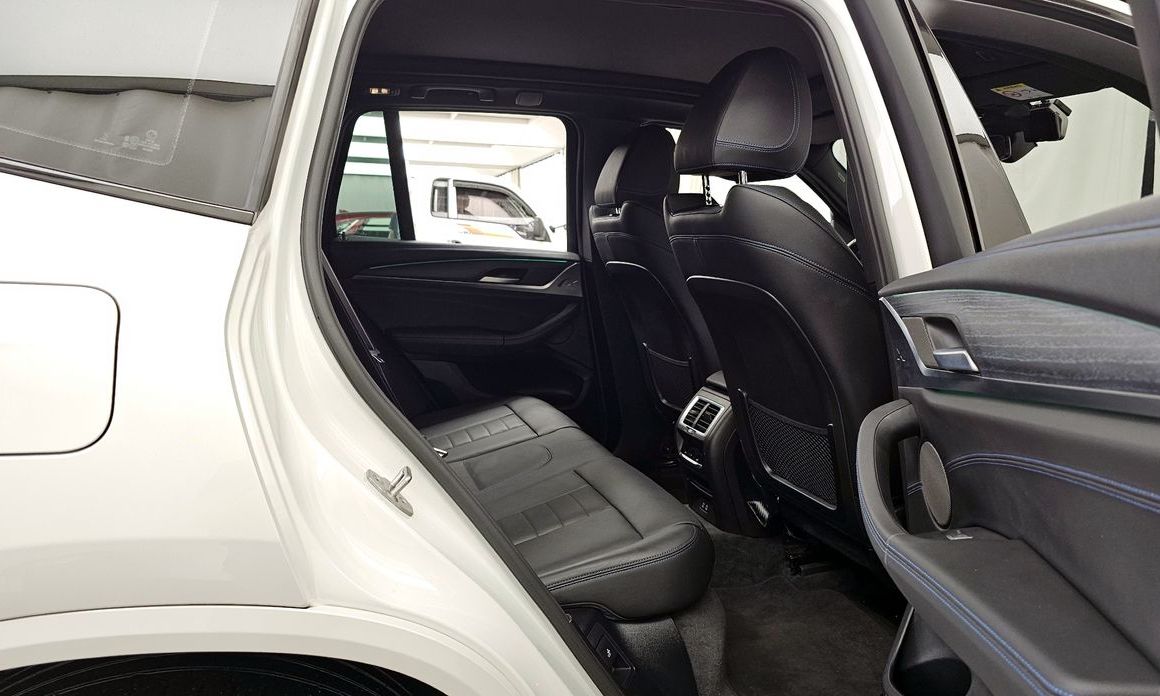 BMW iX3 2024