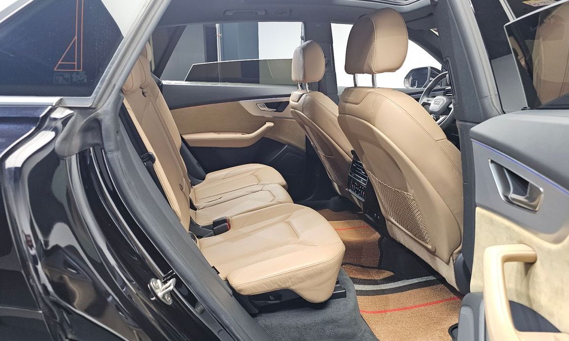 Audi Q8 2021