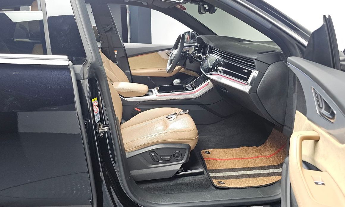Audi Q8 2021