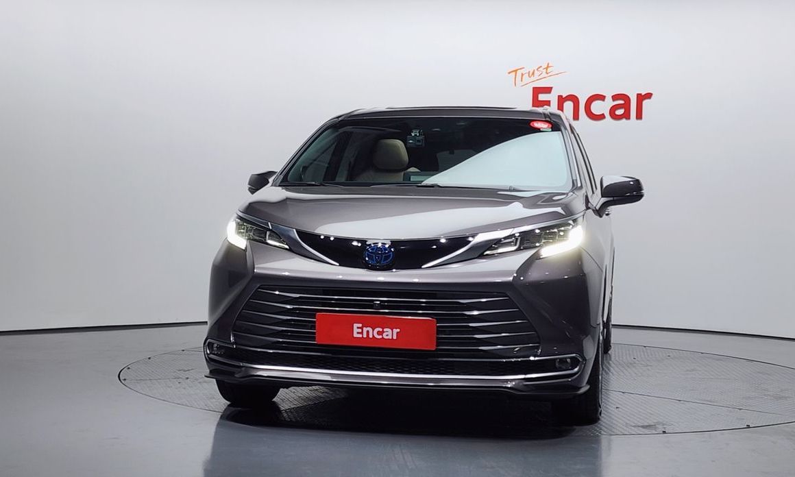 Toyota Sienna 2023