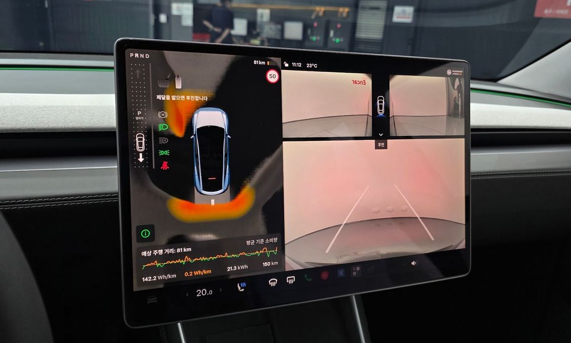 Tesla Model Y 2025