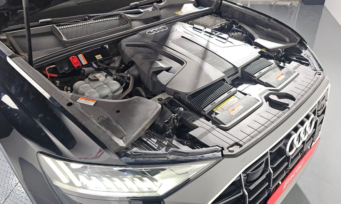 Audi Q8 2021