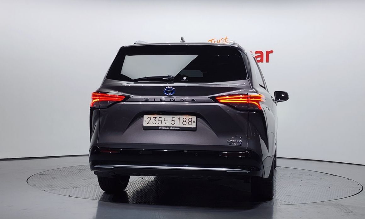 Toyota Sienna 2023