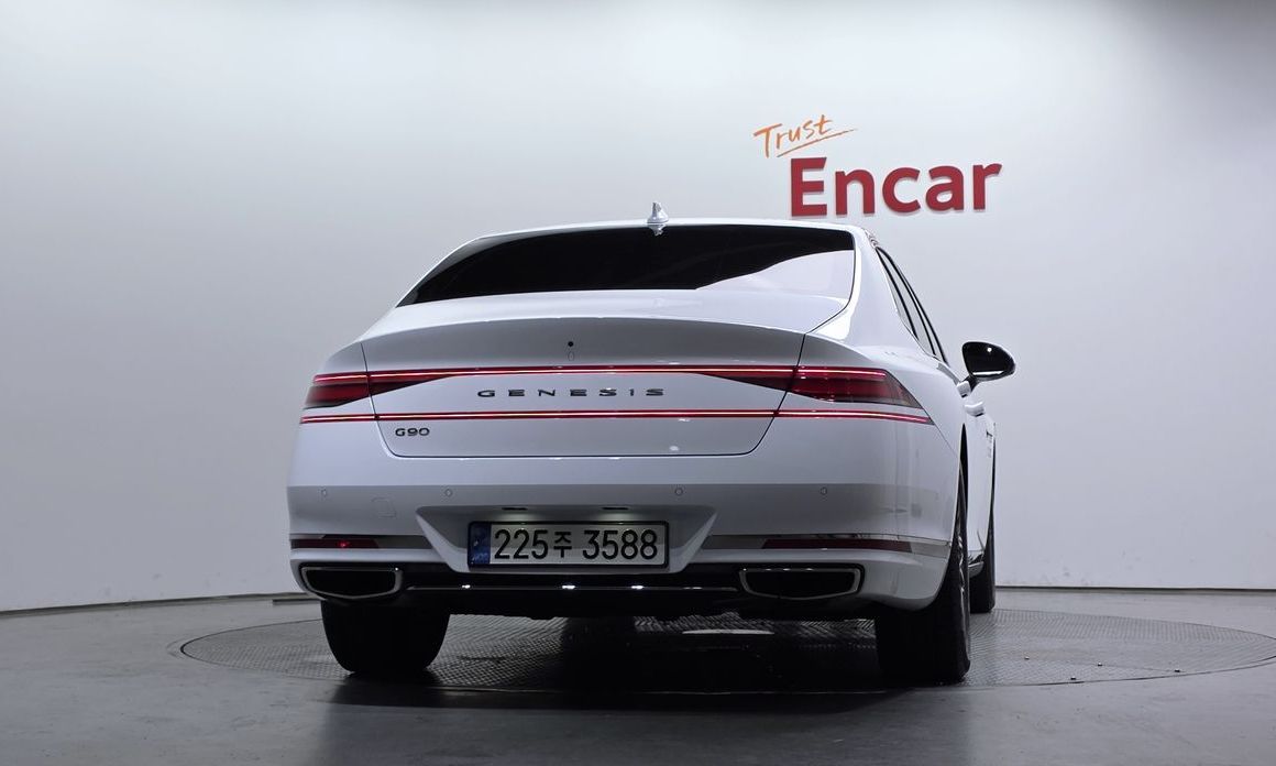 Genesis G90 2023