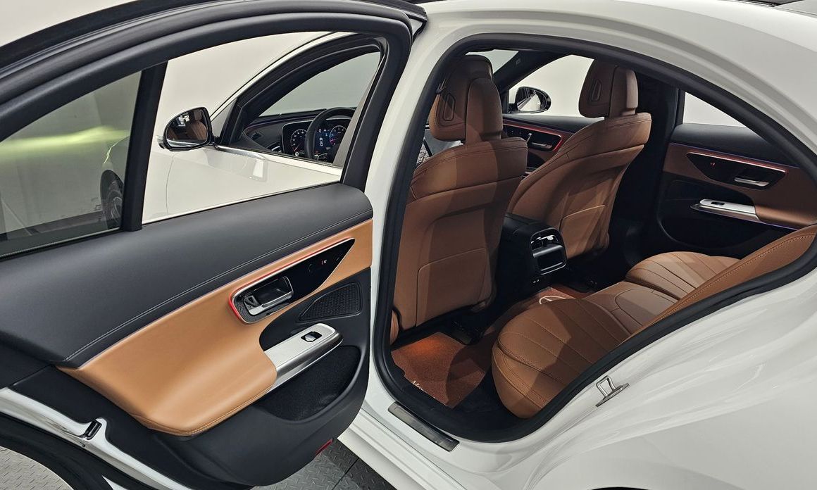Mercedes-Benz E-Class 2024