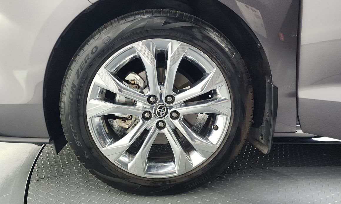 Toyota Sienna 2023
