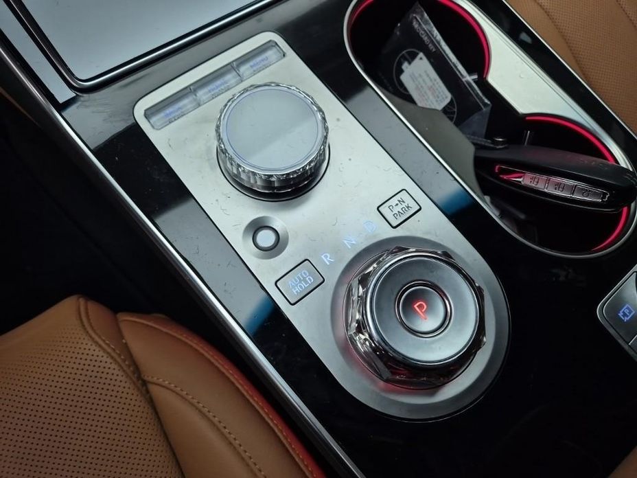 Genesis GV80 2025