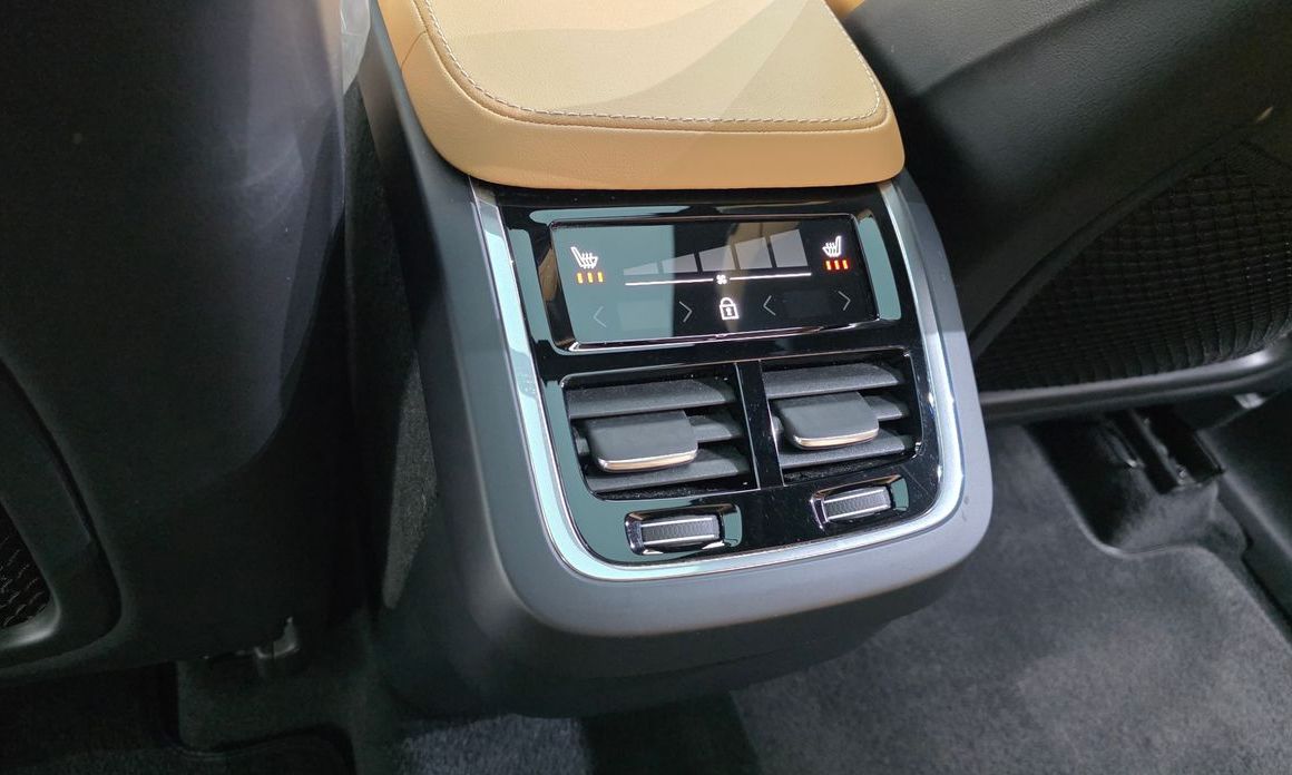 Volvo XC90 2023