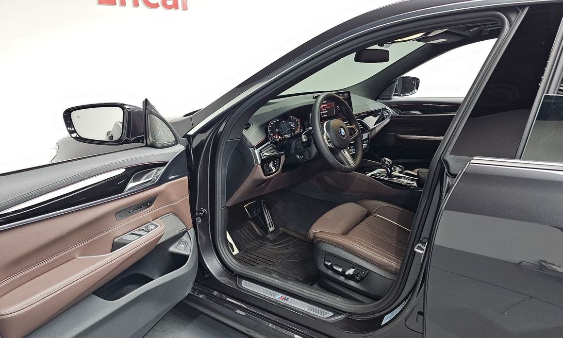 BMW Gran Turismo 2024