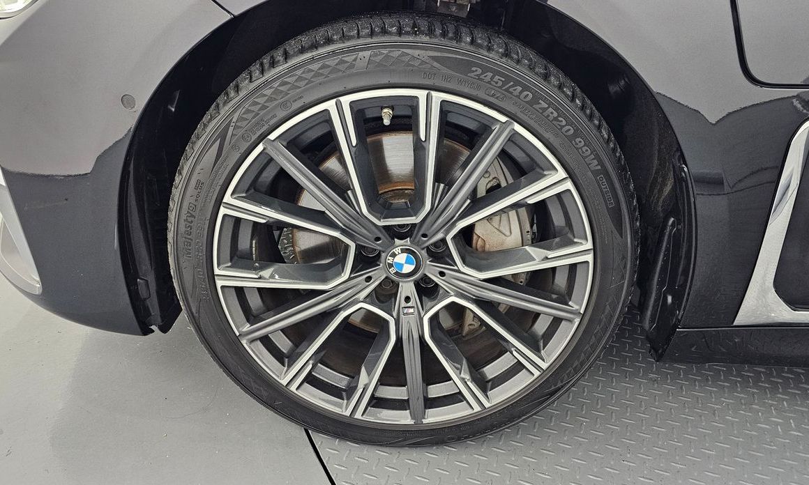 BMW 7-Series 2020