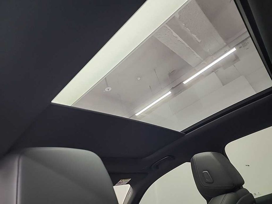 BMW 5-Series 2025