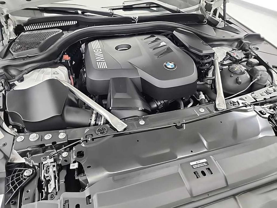 BMW 5-Series 2025