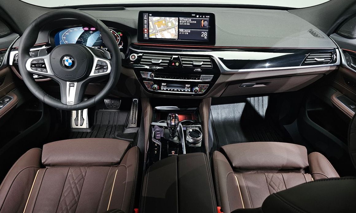 BMW Gran Turismo 2024