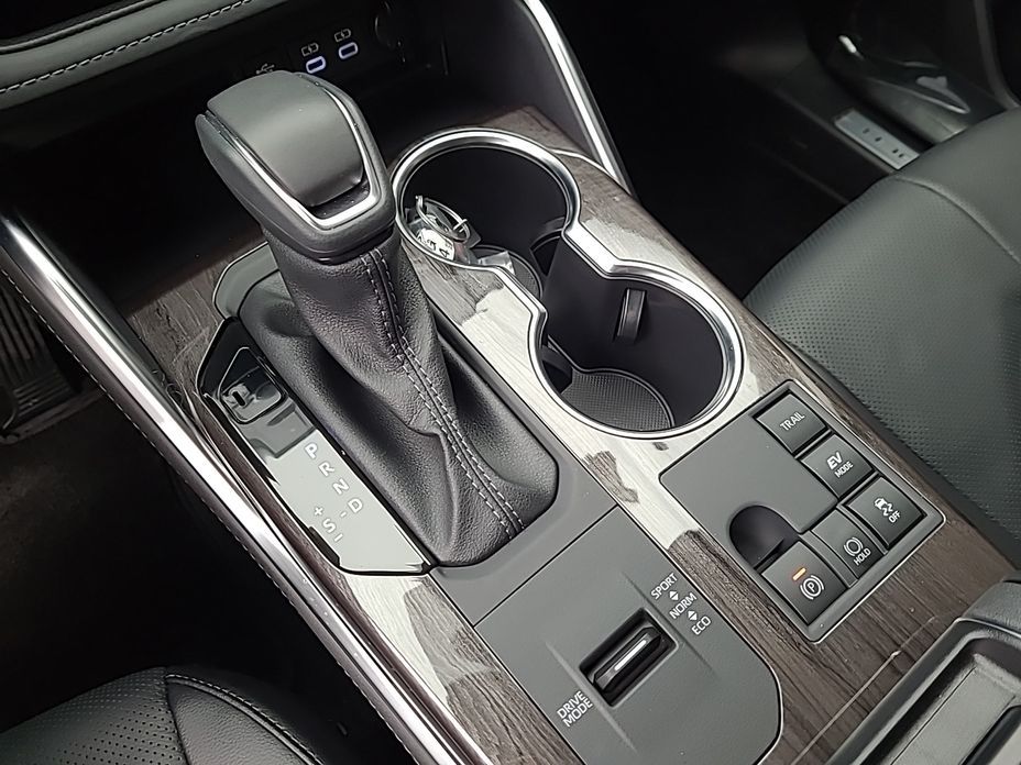 Toyota Highlander 2025