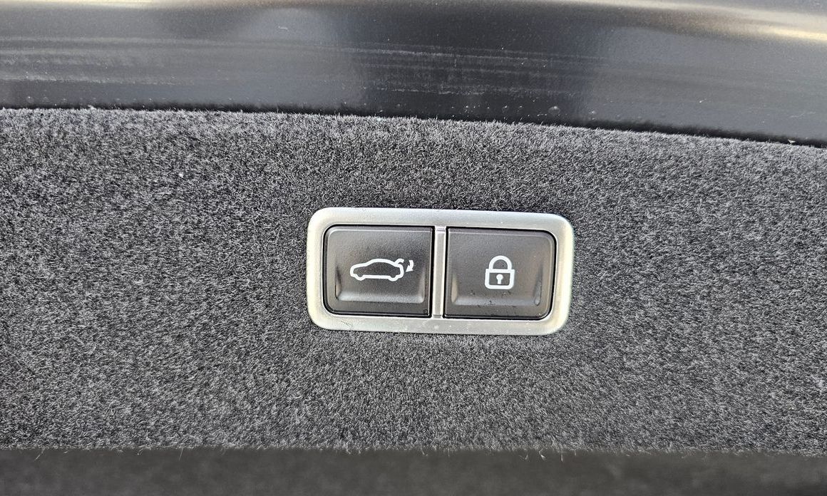 Genesis G90 2022