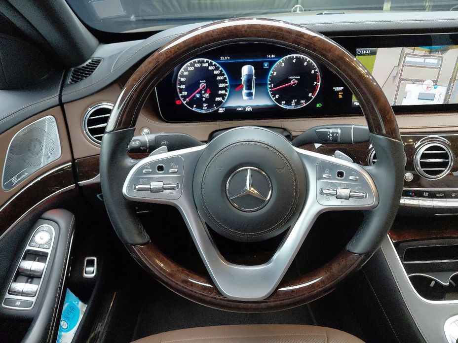 Mercedes-Benz S-Class 2020