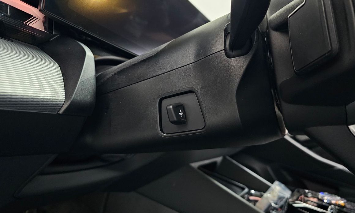 BMW 5-Series 2025