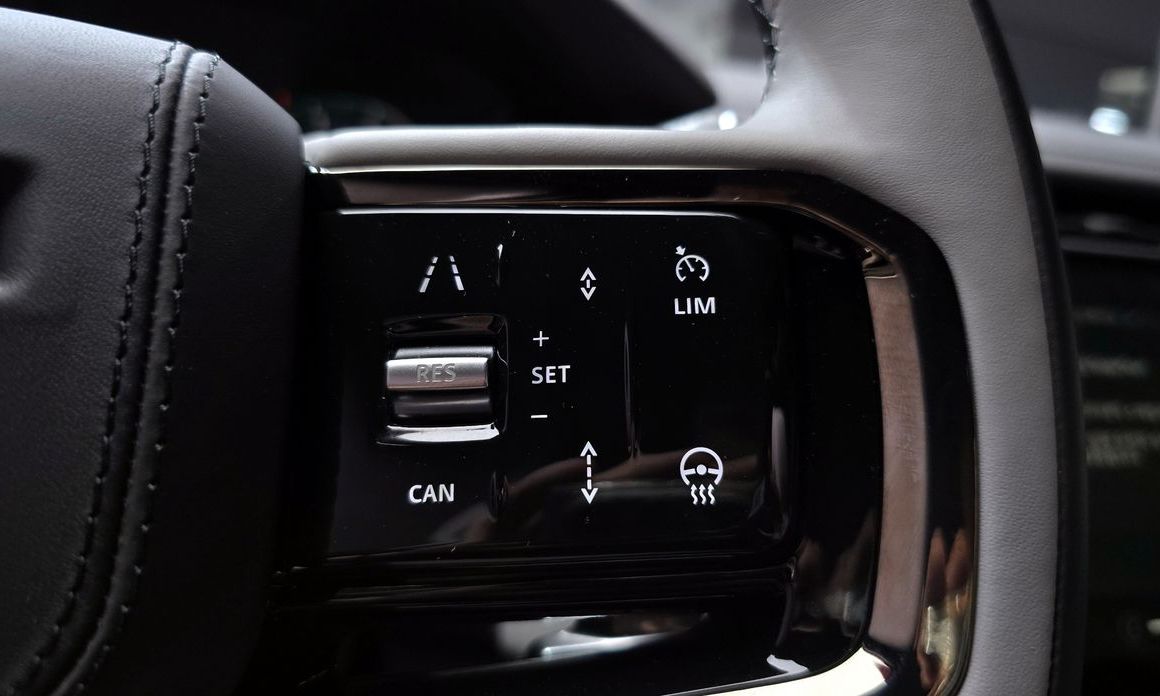 Land Rover Range Rover Velar 2026