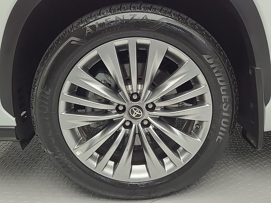 Toyota Highlander 2025