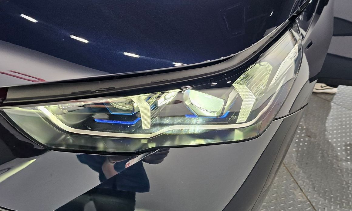 BMW 5-Series 2025
