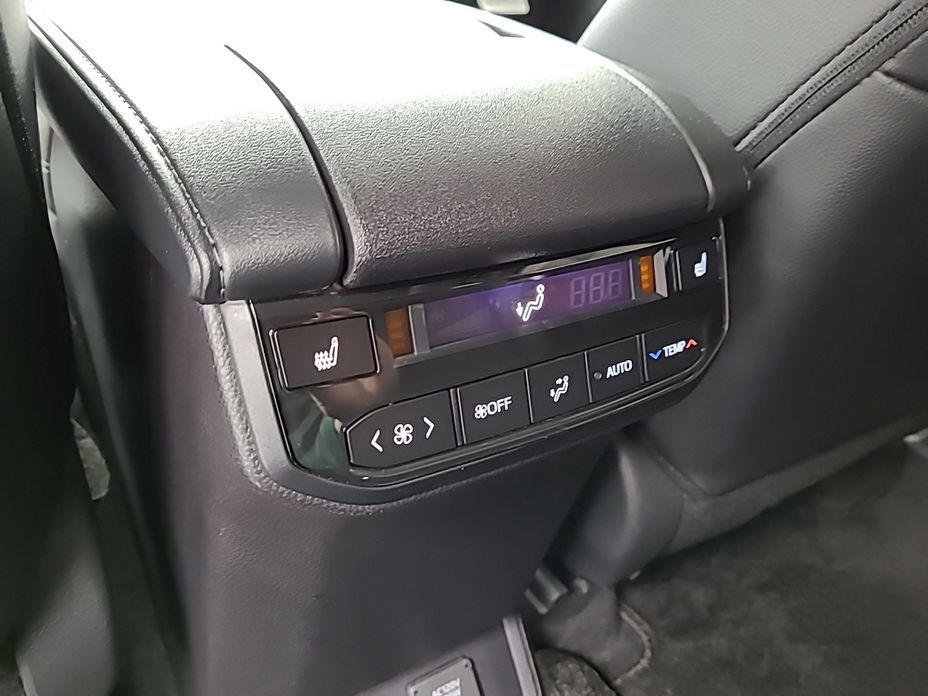 Toyota Highlander 2025