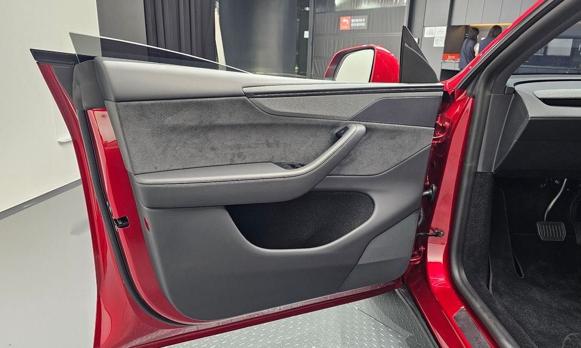 Tesla Model Y 2026