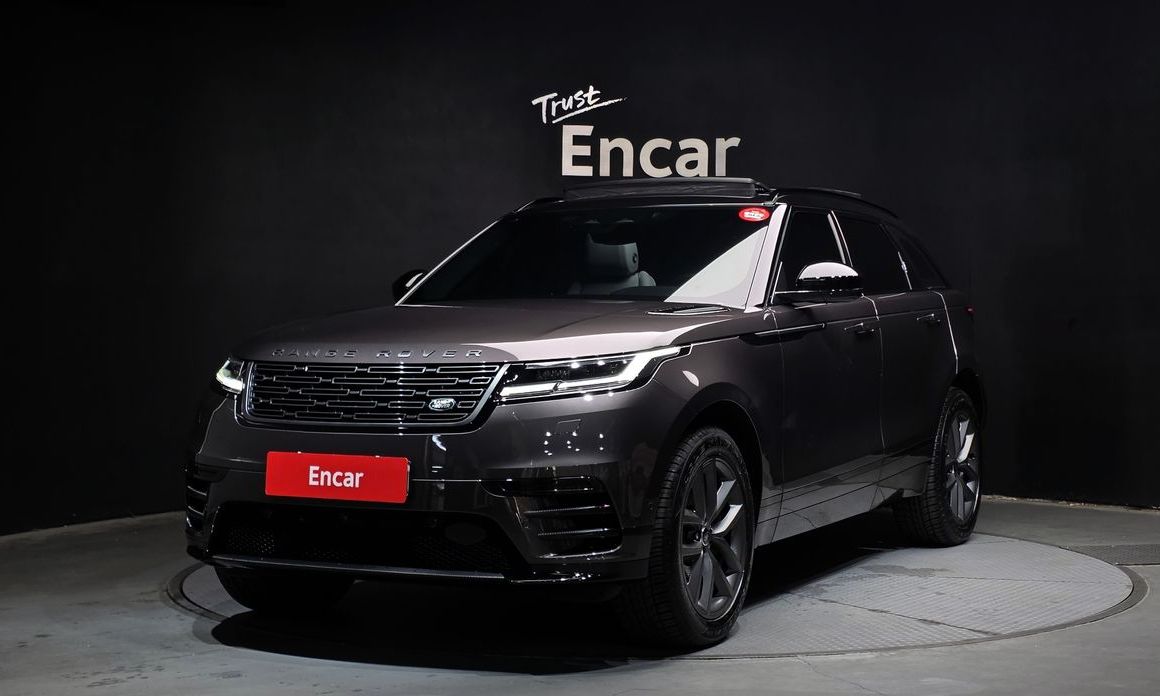 Land Rover Range Rover Velar 2026